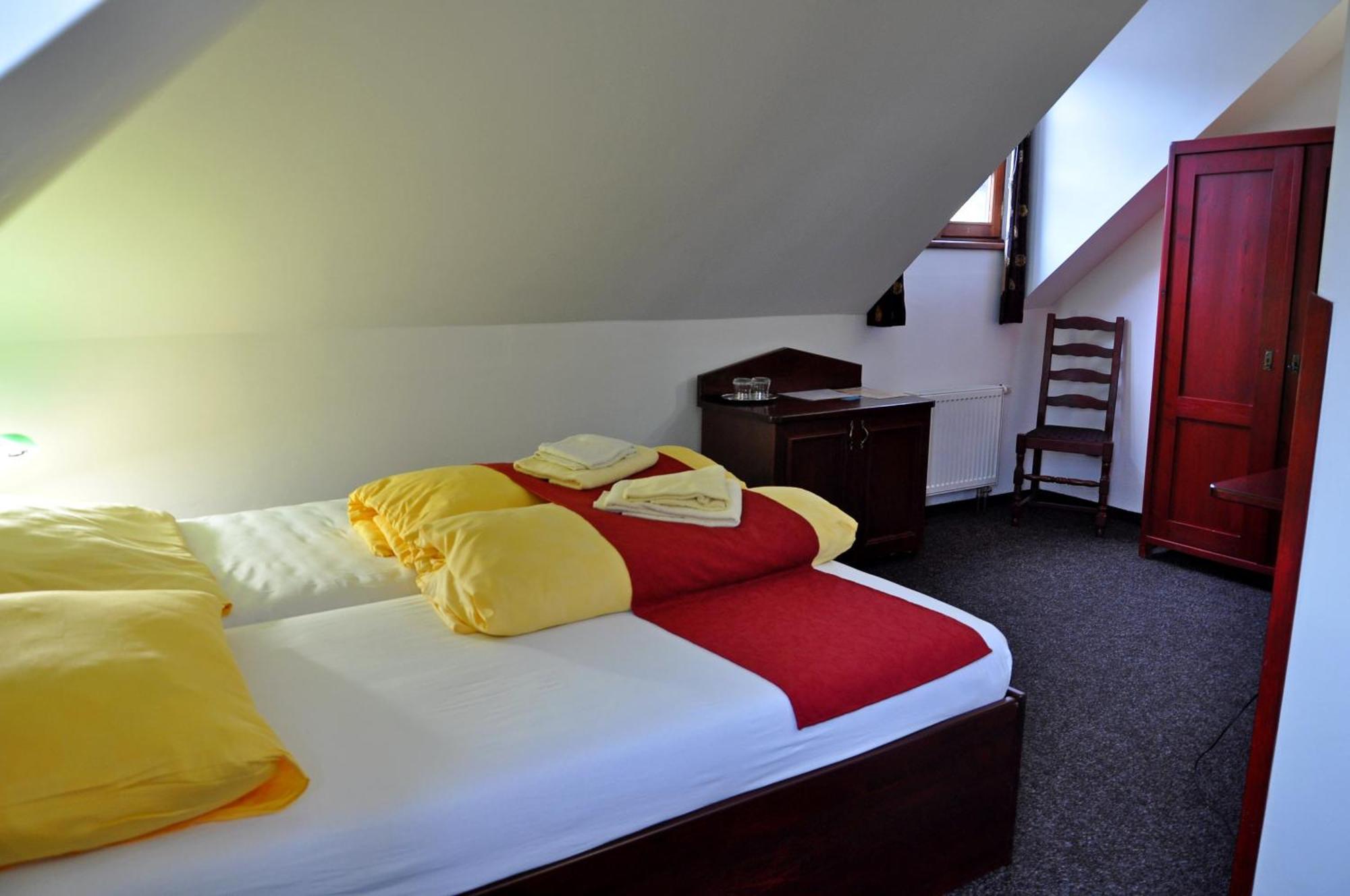 Hotel St Florian Локет Номер фото