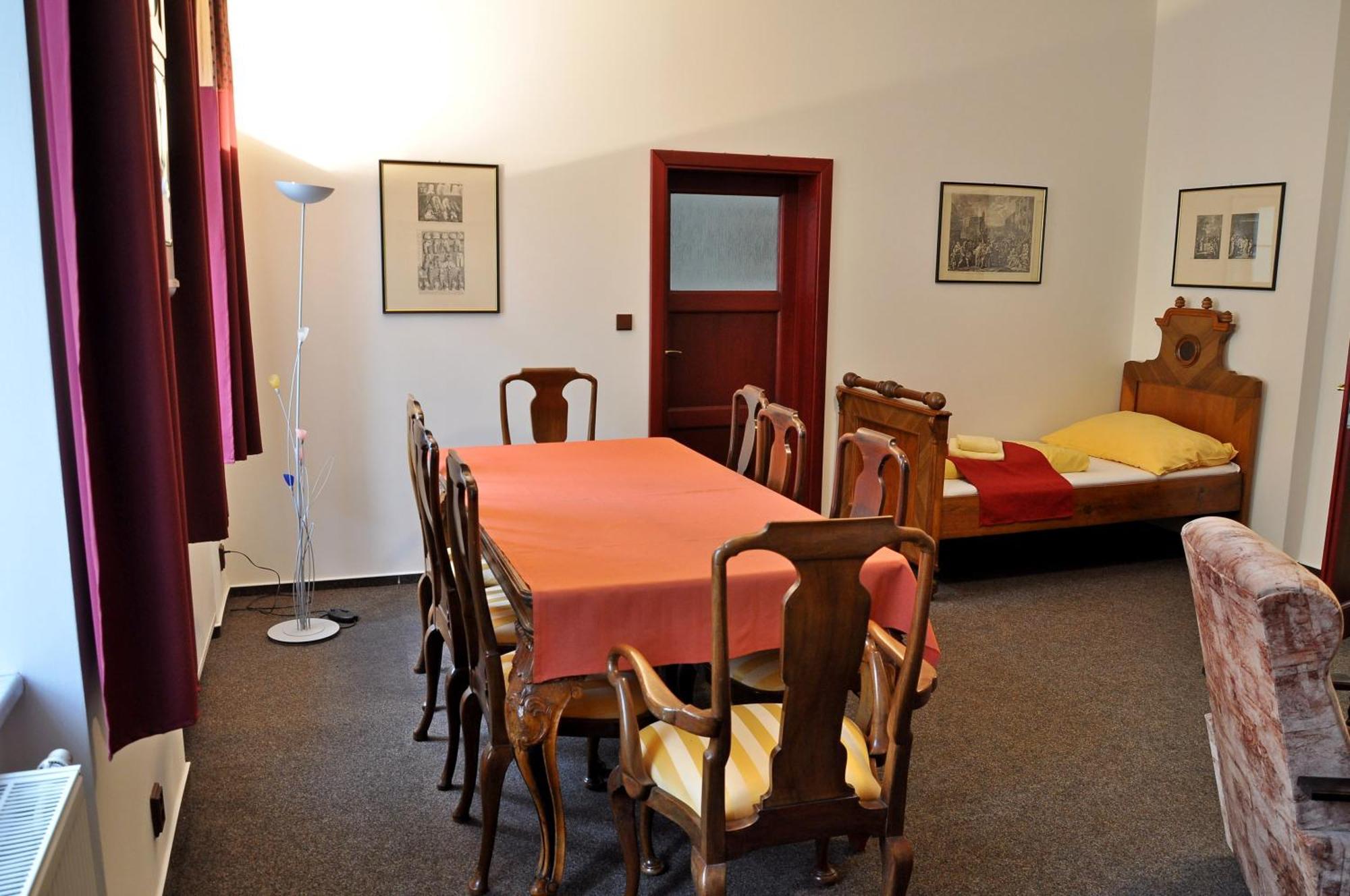 Hotel St Florian Локет Номер фото